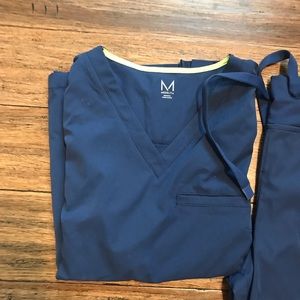 Medelita scrubs in navy blue never worn!